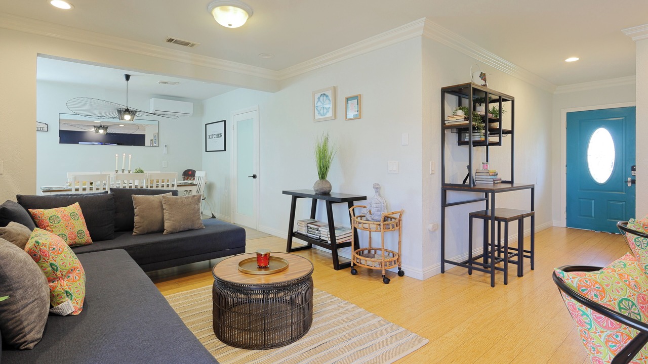 Photo of Livingroom in Southwest Anaheim