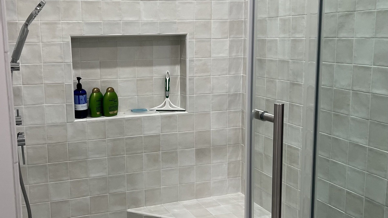 Photo of Bathroom in Bluff Heights