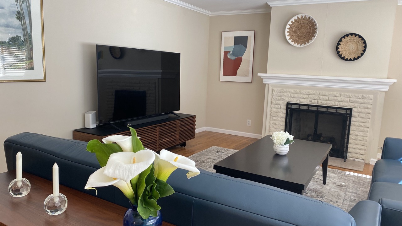 Photo of Livingroom in Del Monte Forest