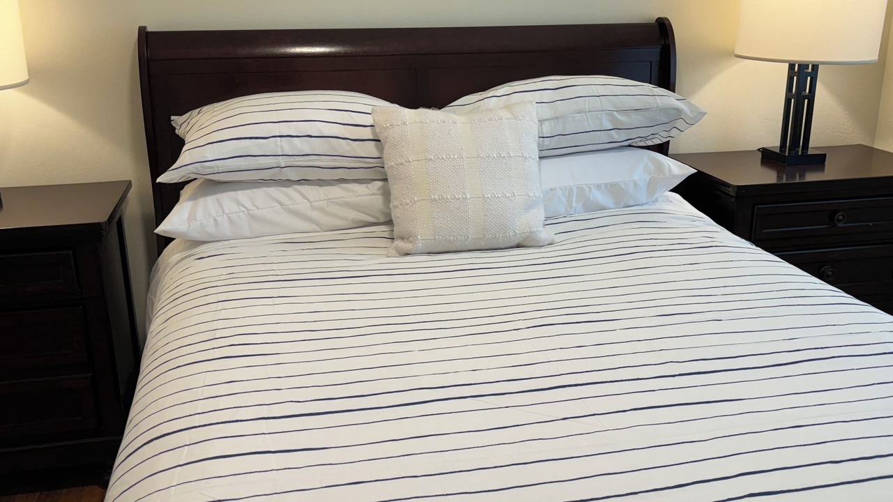 Photo of Bedroom in Del Monte Forest