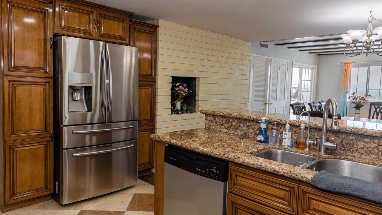 Photo of Kitchen in Walnut