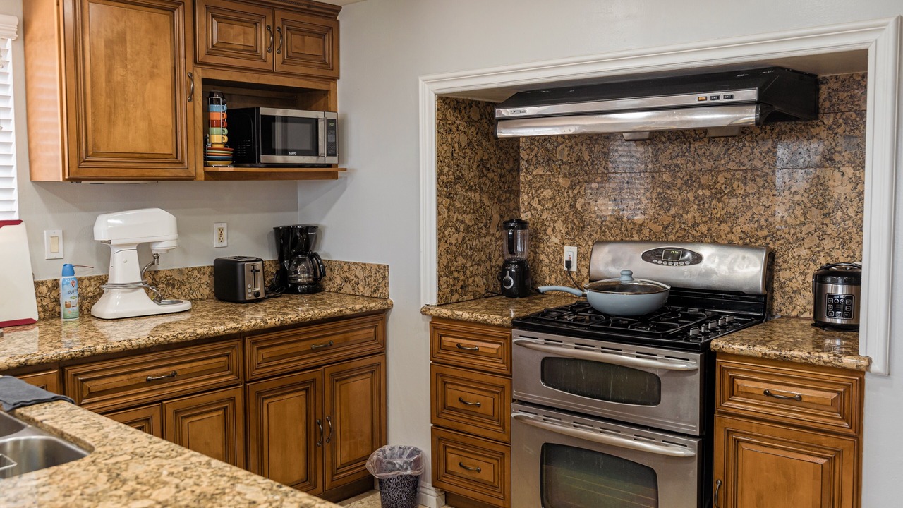Photo of Kitchen in Walnut