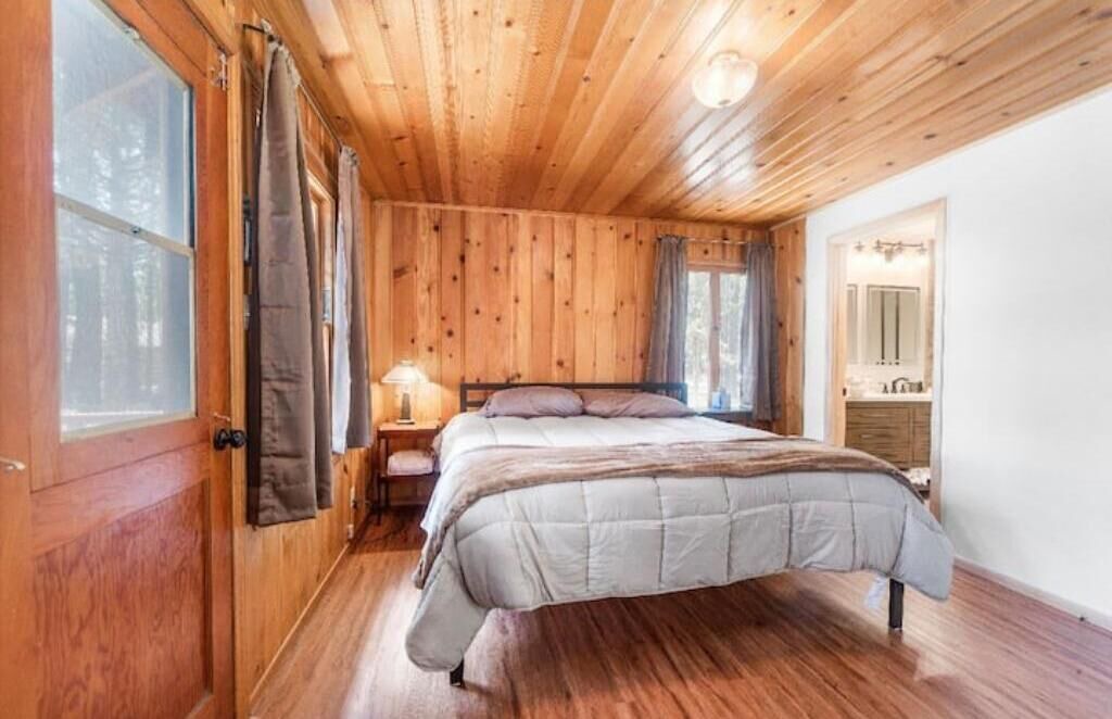 Photo of Bedroom in Big Bear City