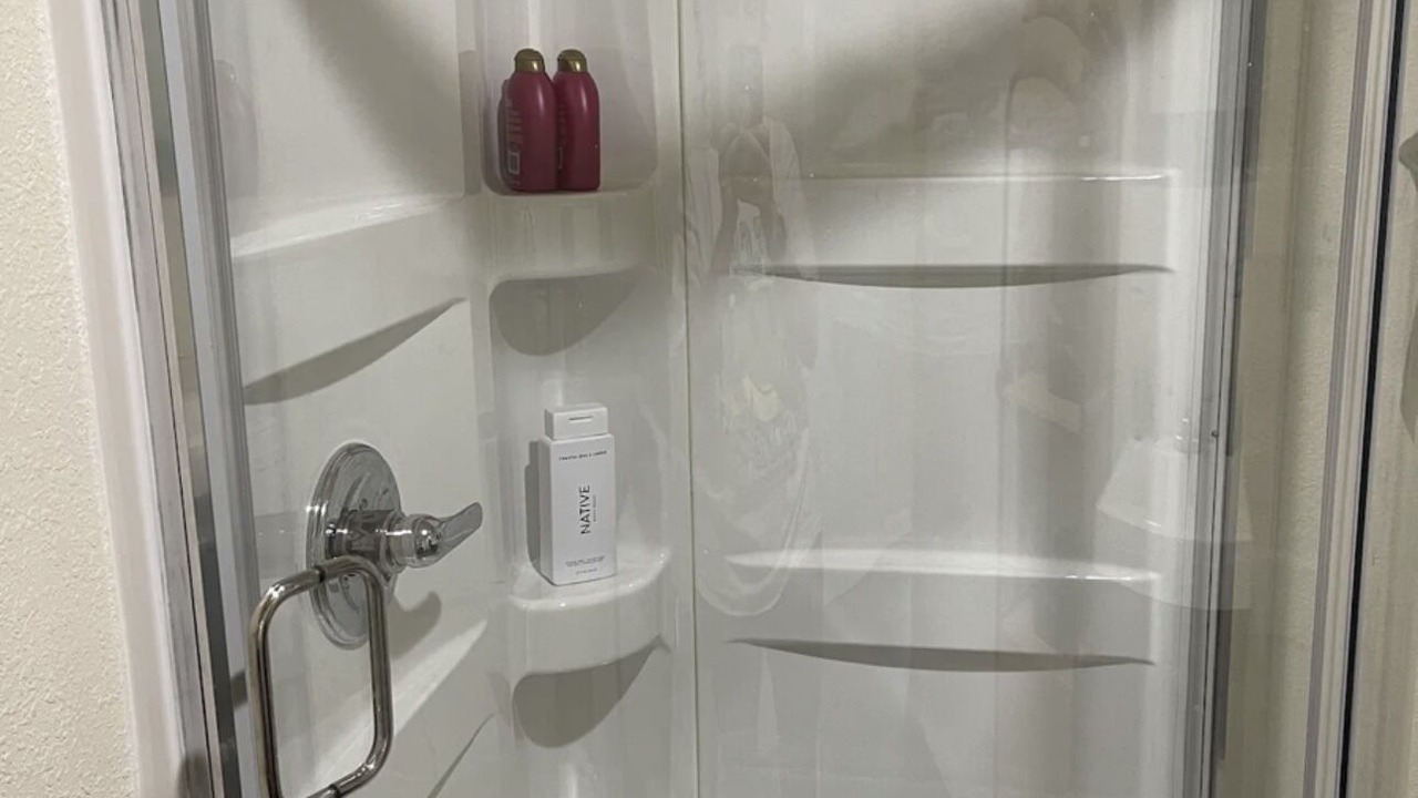 Photo of Bathroom in Groveland