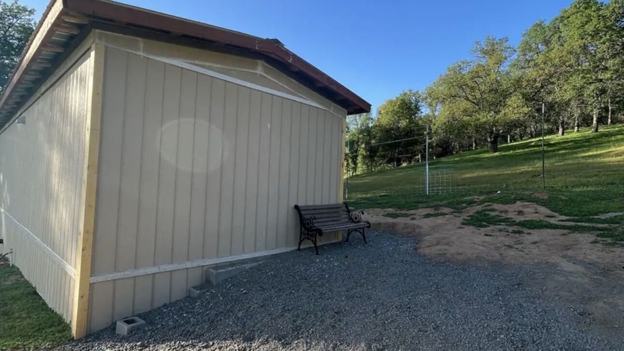 Photo of Outdoor in Groveland