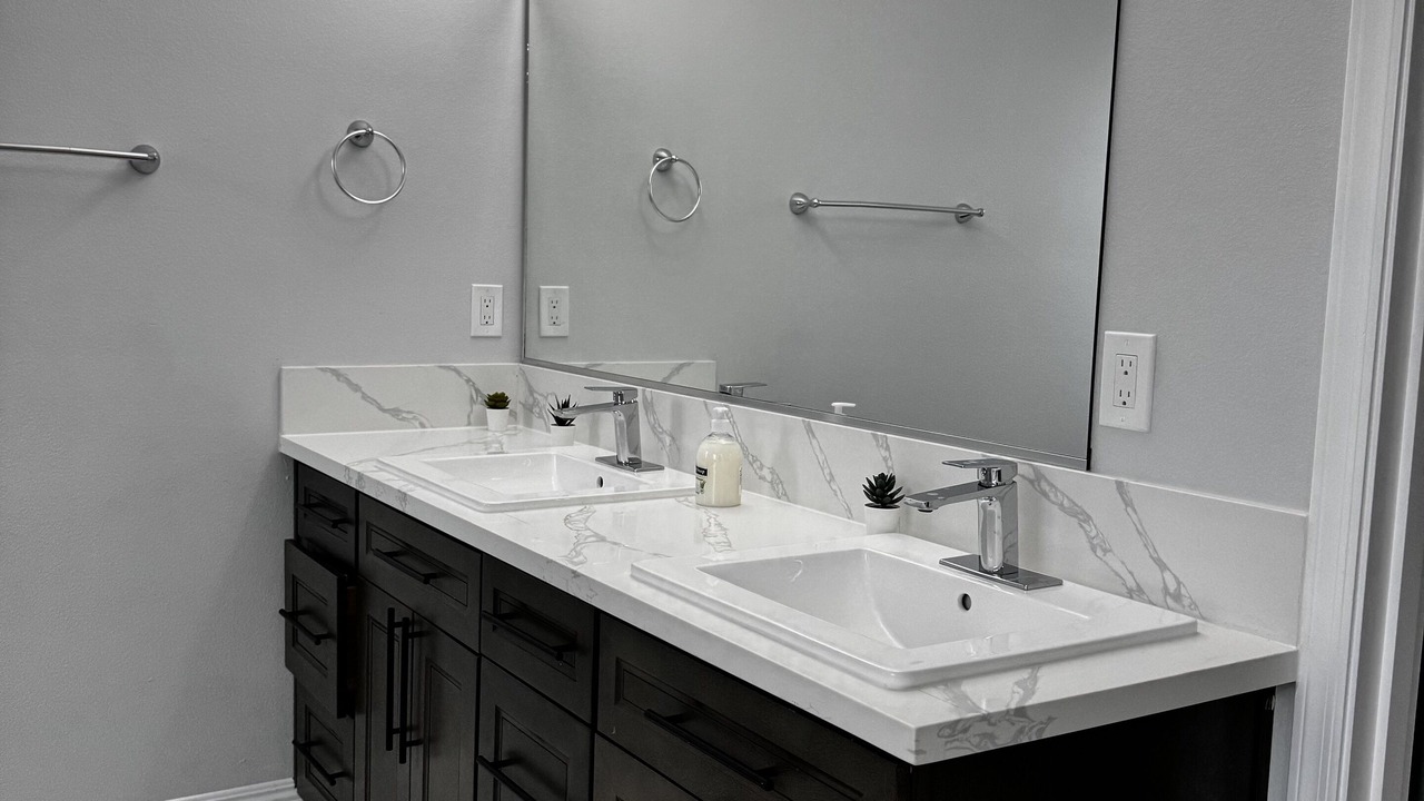 Photo of Bathroom in Rialto