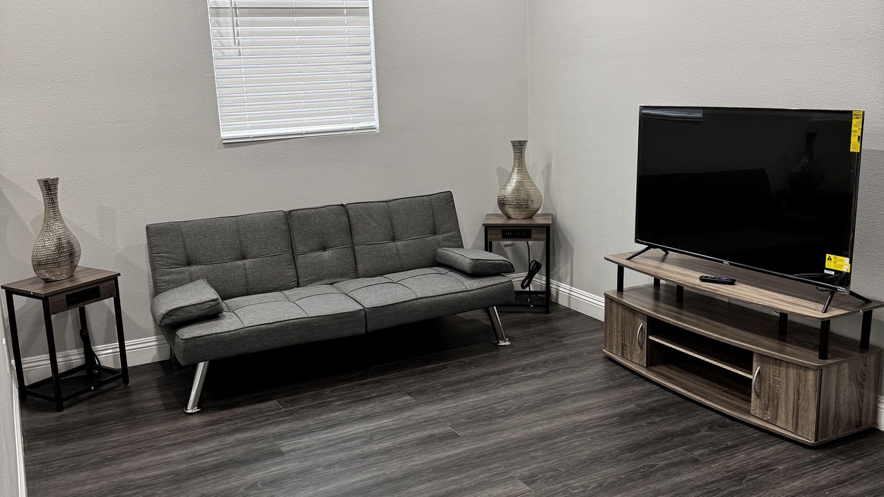 Photo of Livingroom in Rialto