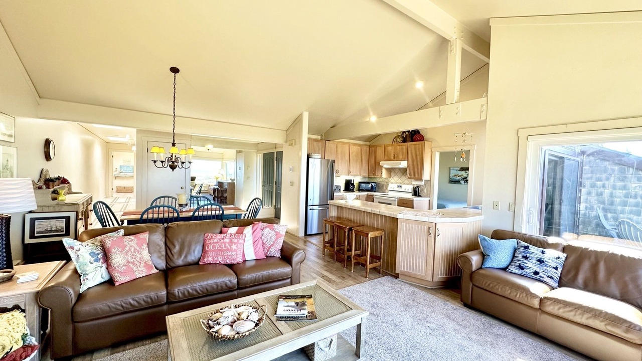 Photo of Livingroom in Castroville