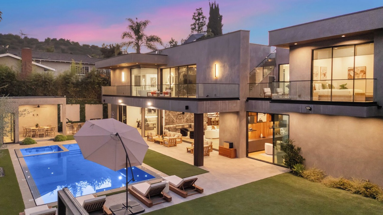 Photo of Outdoor in Sherman Oaks