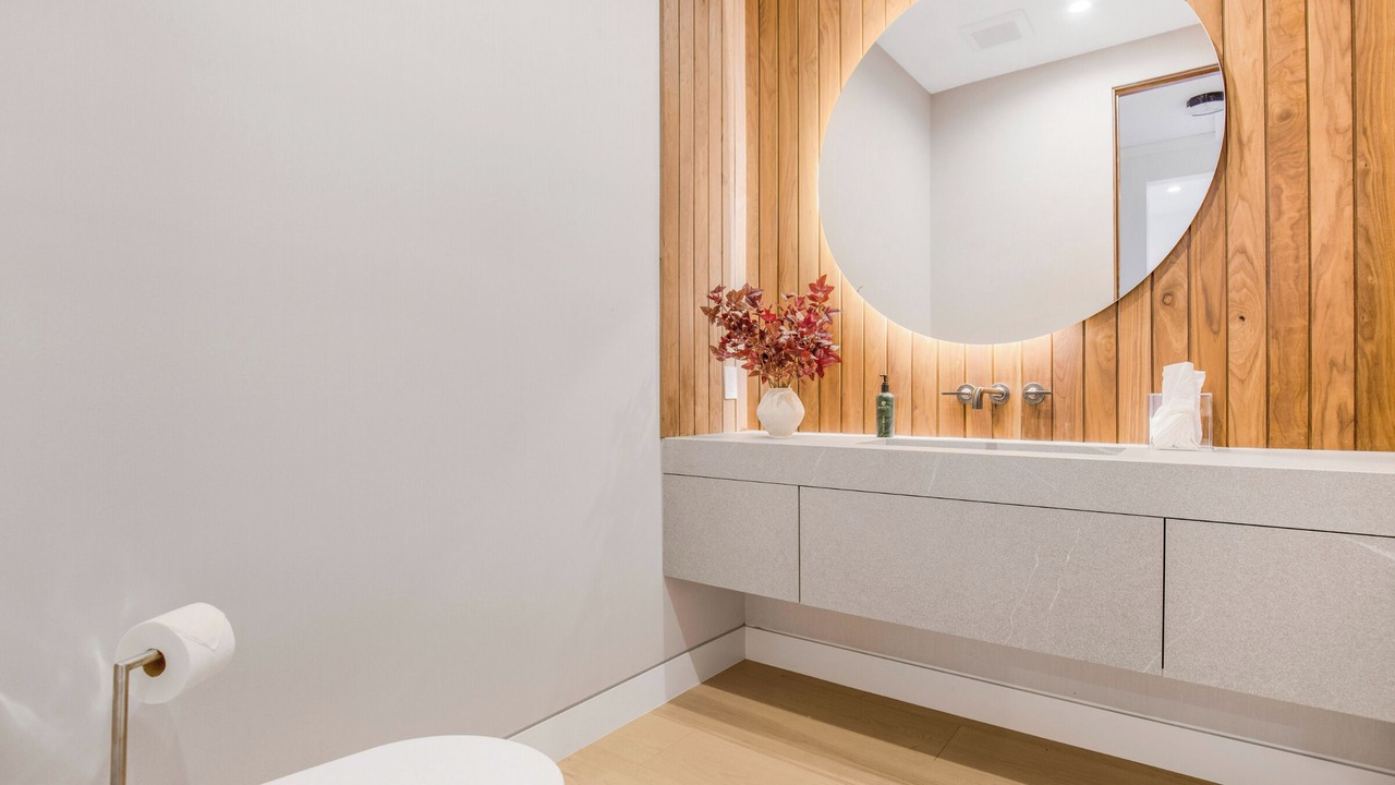 Photo of Bathroom in Sherman Oaks