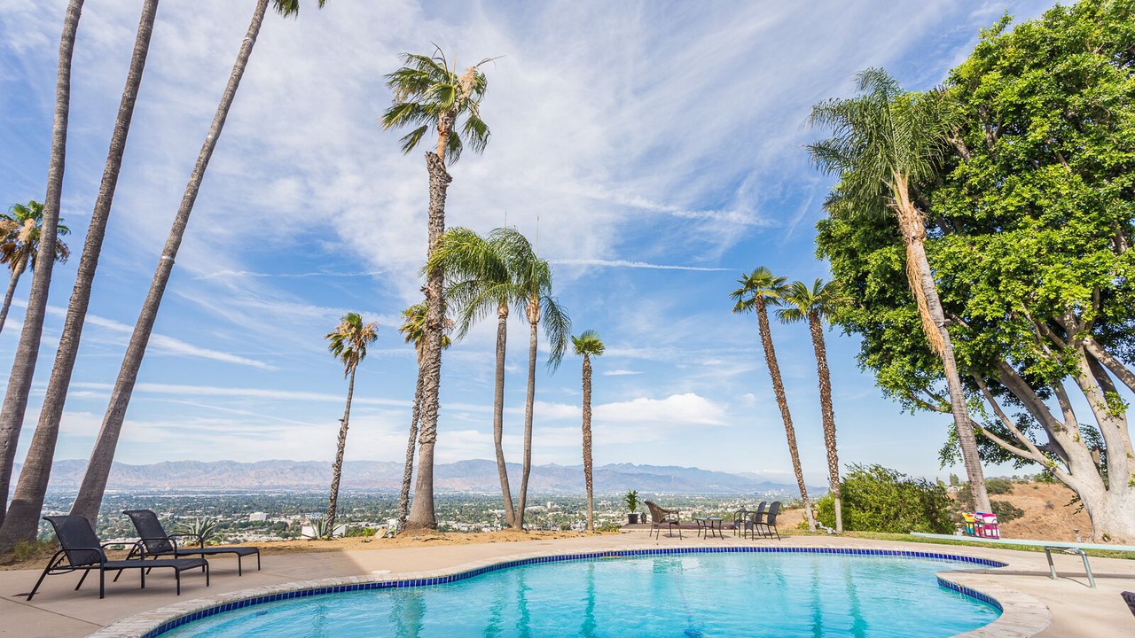 Photo of Outdoor in Sherman Oaks