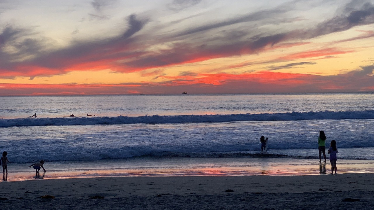 Photo of Others in Manhattan Beach