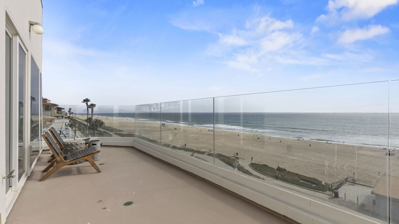 Photo of Outdoor in Manhattan Beach