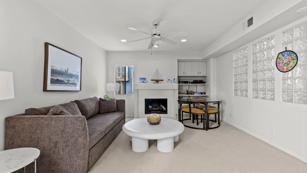 Photo of Livingroom in Manhattan Beach