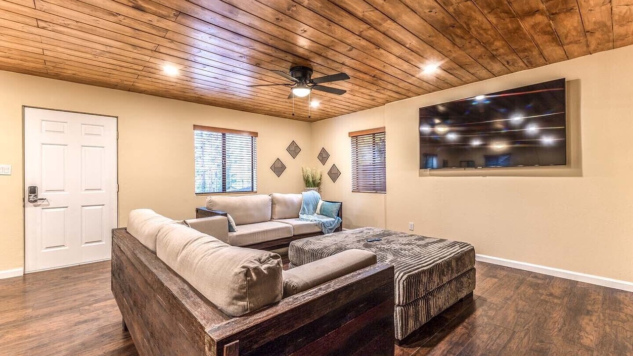 Photo of Livingroom in Idyllwild
