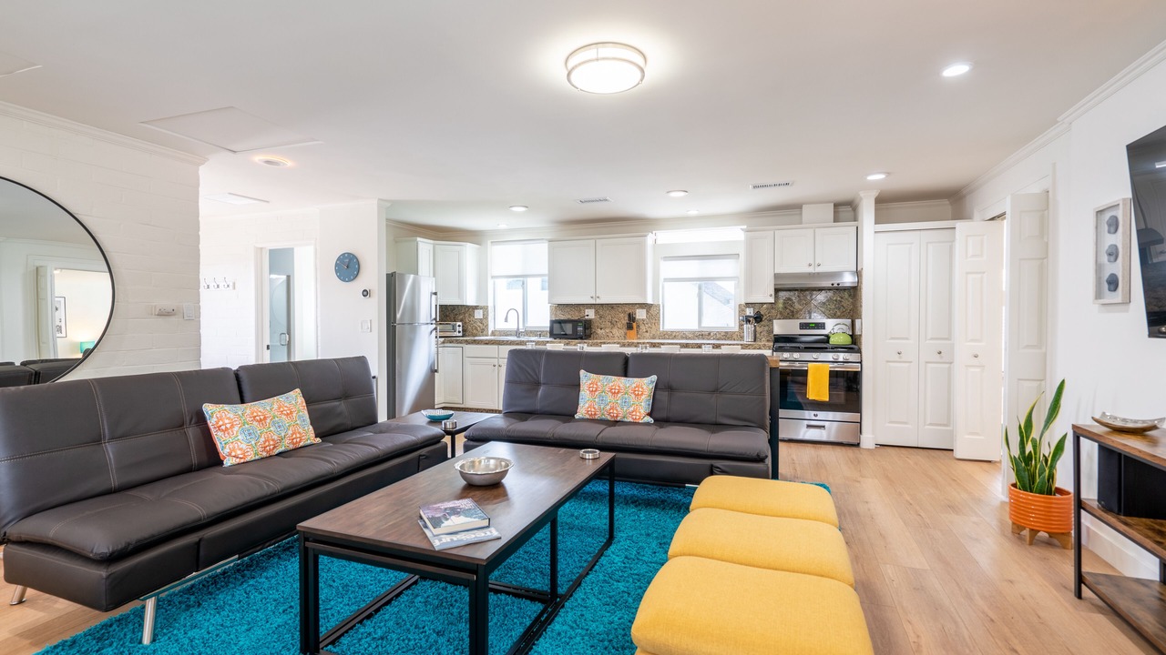 Photo of Livingroom in Cardiff-by-the-Sea