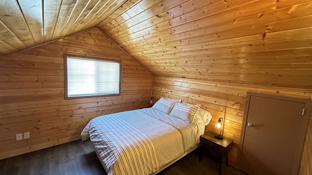 Photo of Bedroom in Klamath