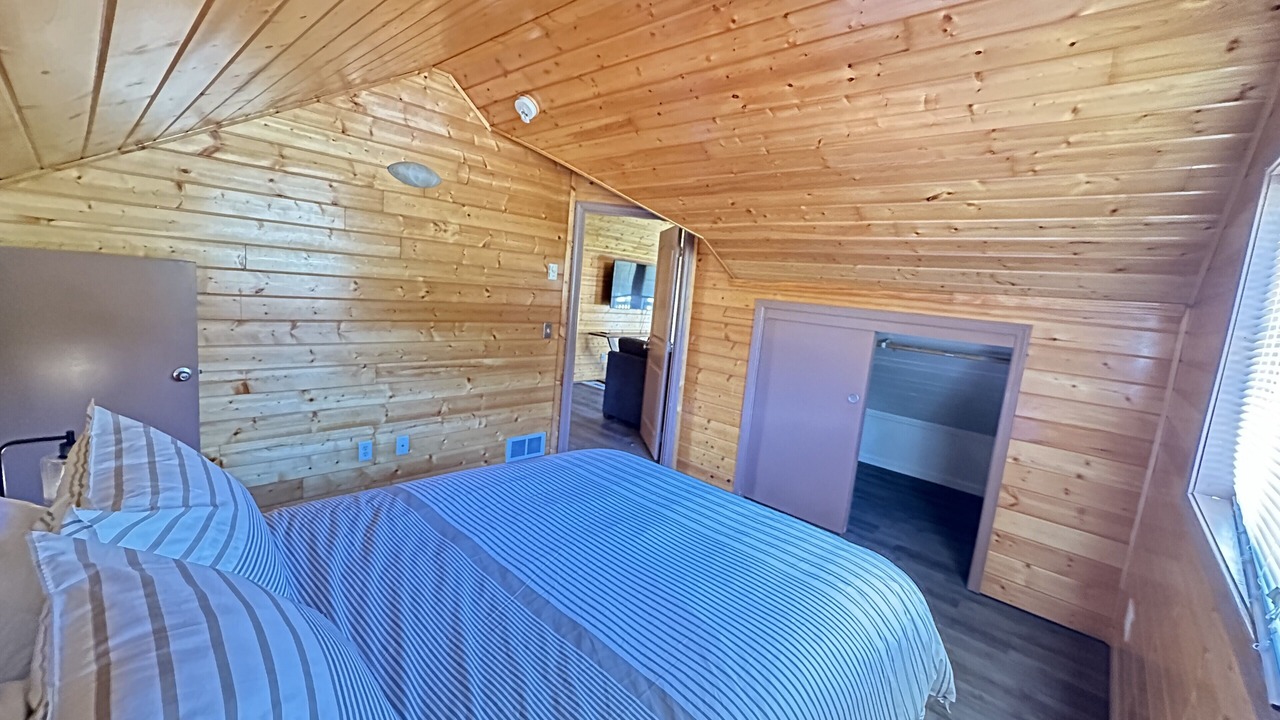 Photo of Bedroom in Klamath