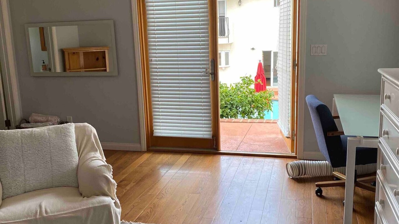 Photo of Livingroom in South Redondo