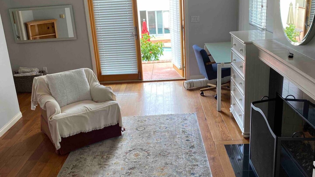 Photo of Livingroom in South Redondo