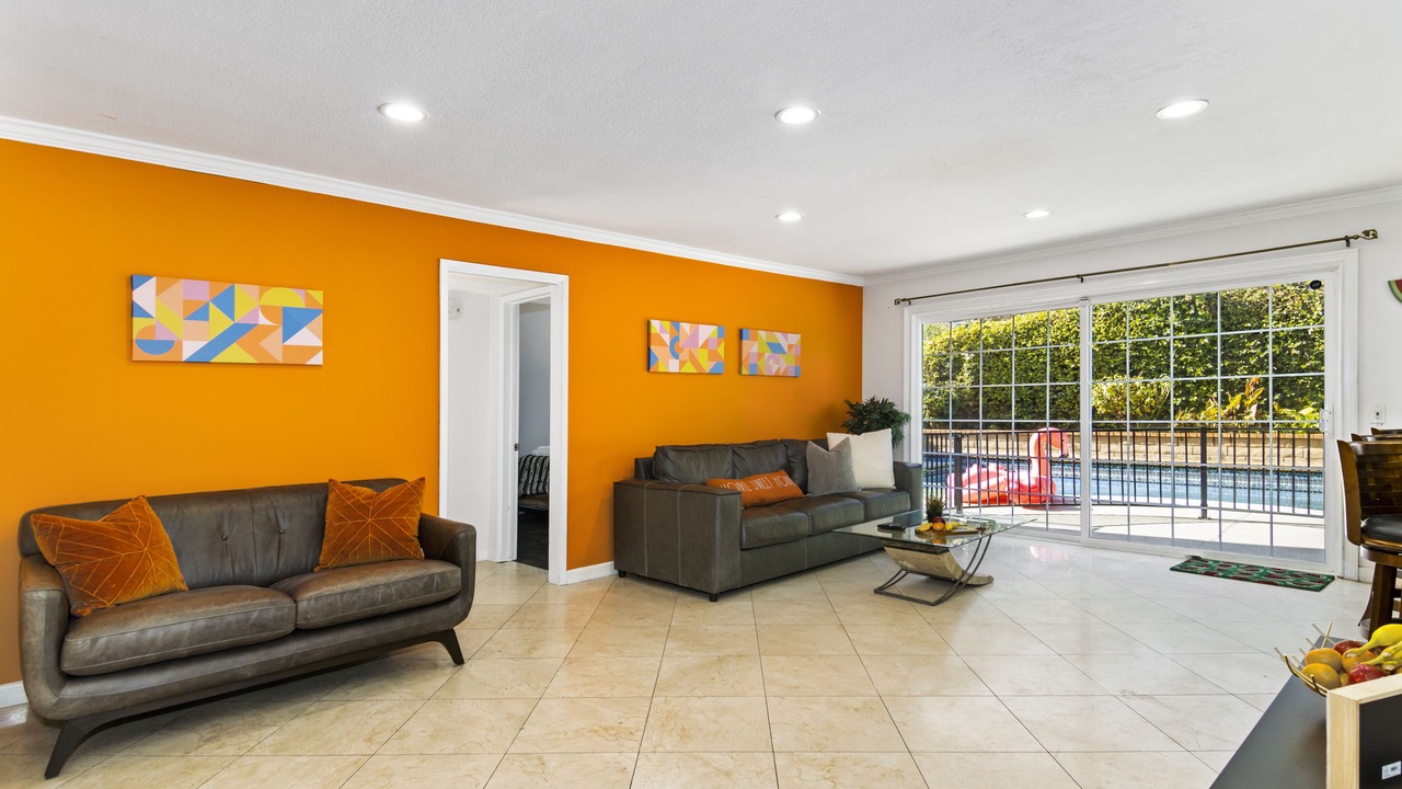 Photo of Livingroom in Fullerton