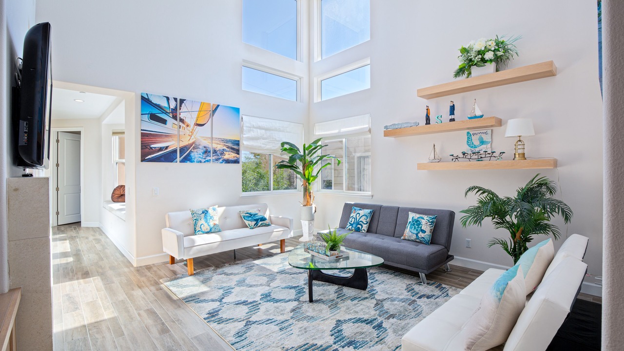Photo of Bedroom in Huntington Beach