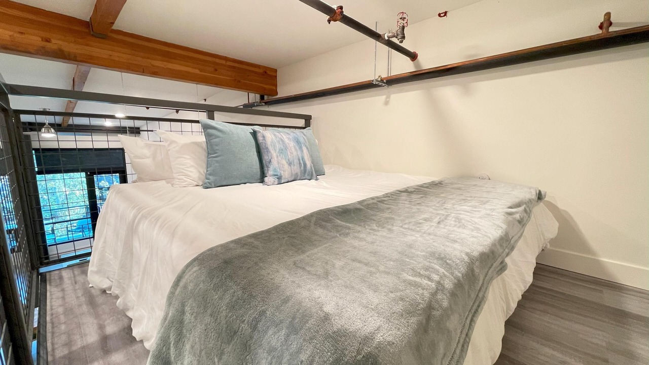 Photo of Bedroom in Santa Ana