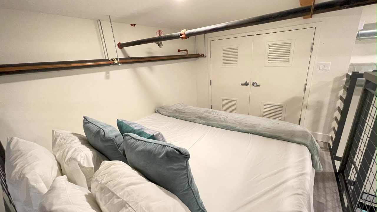 Photo of Bedroom in Santa Ana