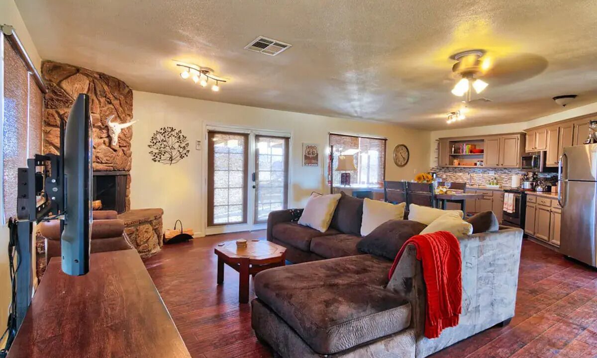 Photo of Livingroom in Wonder Valley