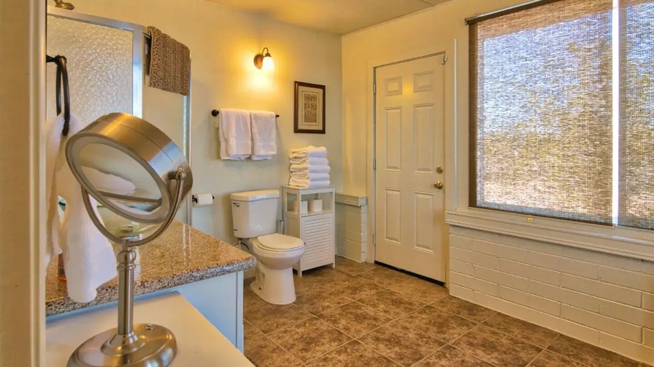 Photo of Bathroom in Wonder Valley