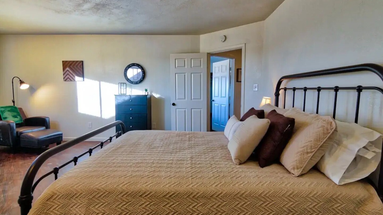 Photo of Bedroom in Wonder Valley
