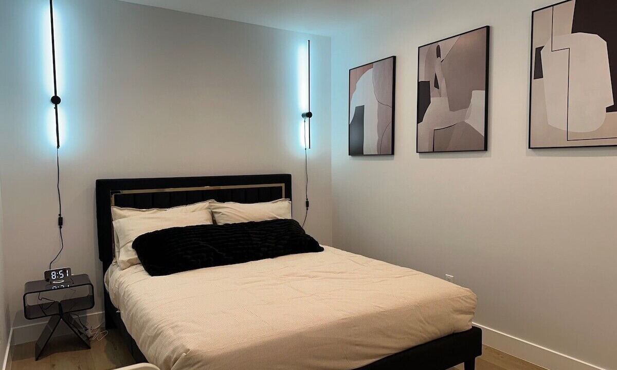 Photo of Bedroom in Burbank