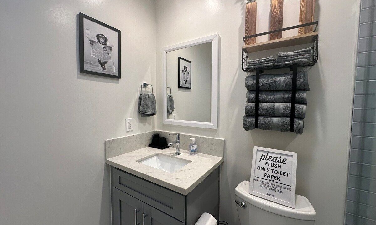 Photo of Bathroom in Burbank