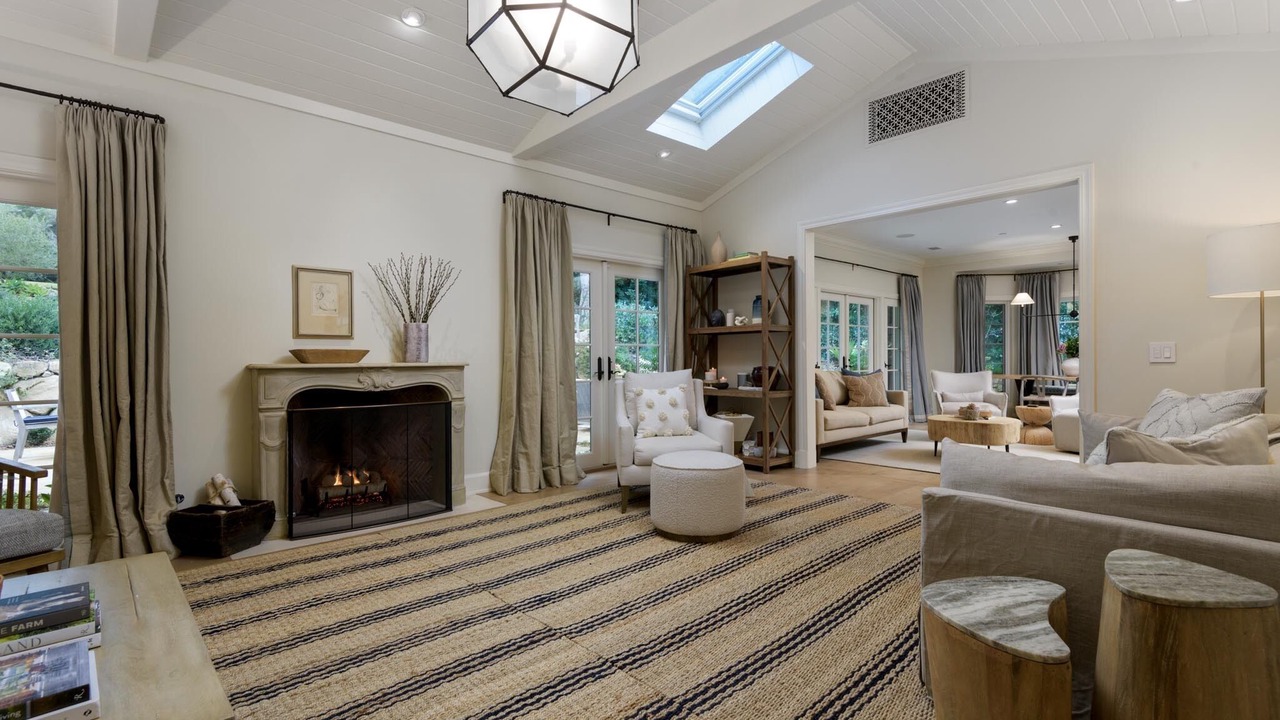 Photo of Livingroom in Montecito