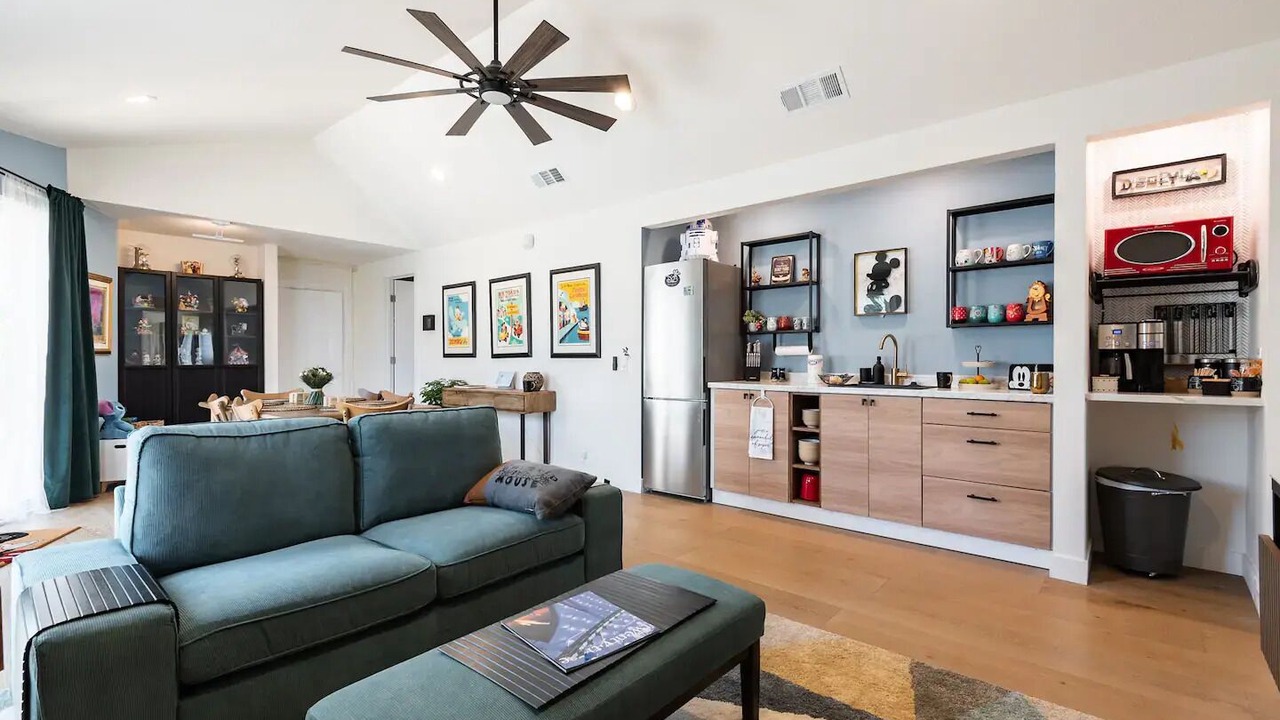 Photo of Livingroom in Fullerton