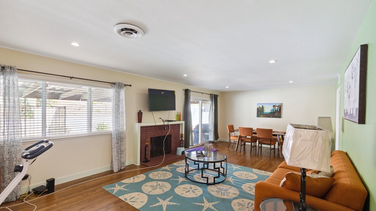Photo of Bedroom in Azusa