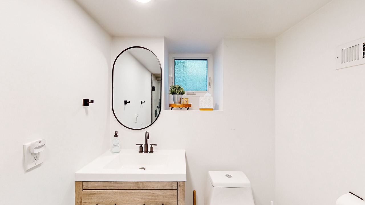 Photo of Bathroom in Arrowhead Villas