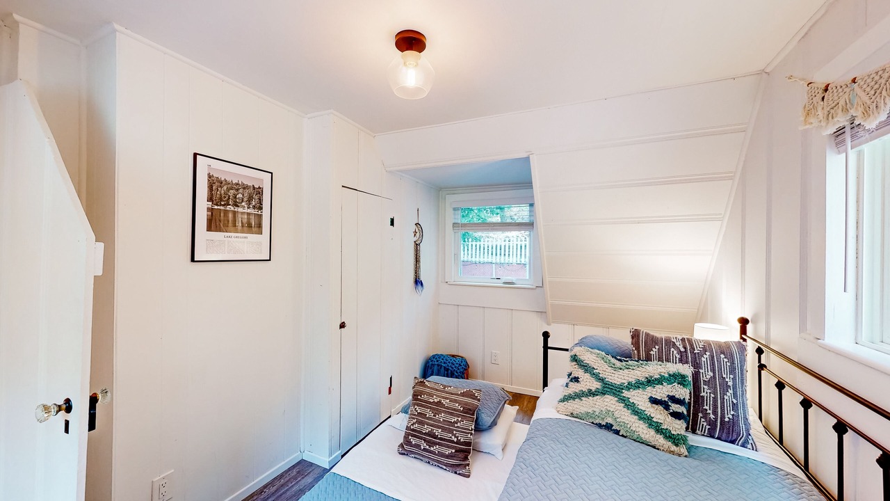 Photo of Bedroom in Arrowhead Villas