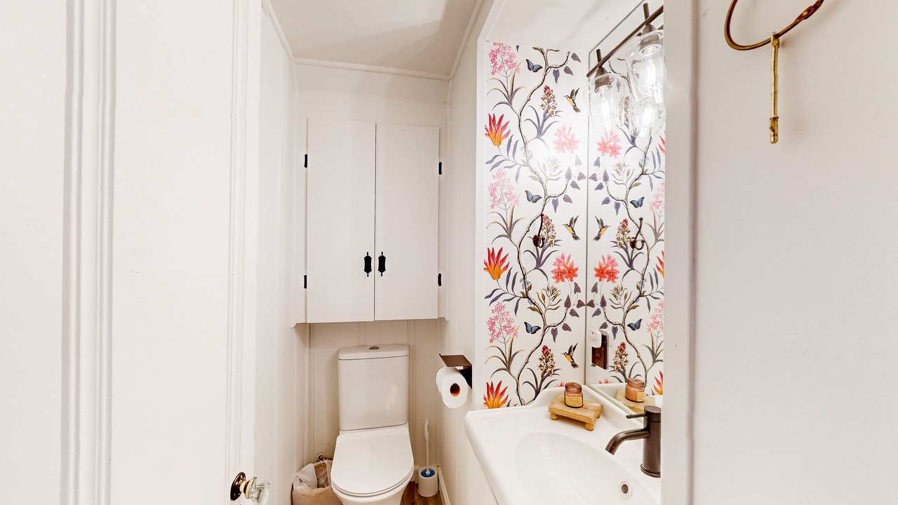 Photo of Bathroom in Arrowhead Villas