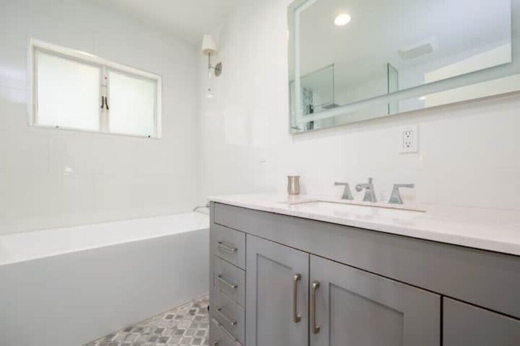 Photo of Bathroom in Sunrise Villas