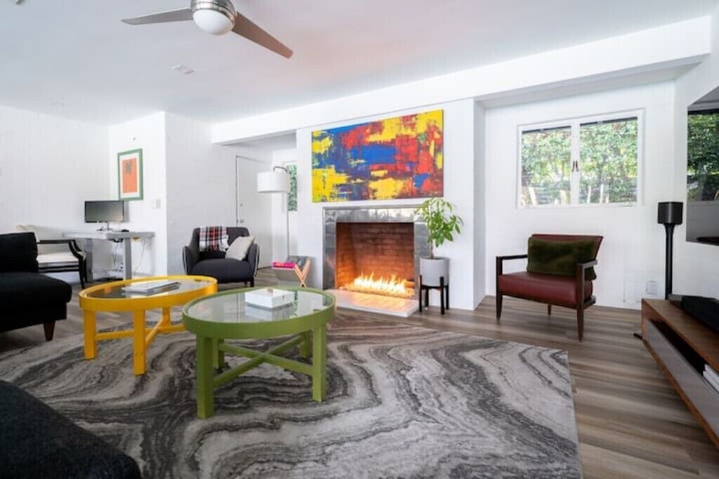 Photo of Livingroom in Sunrise Villas