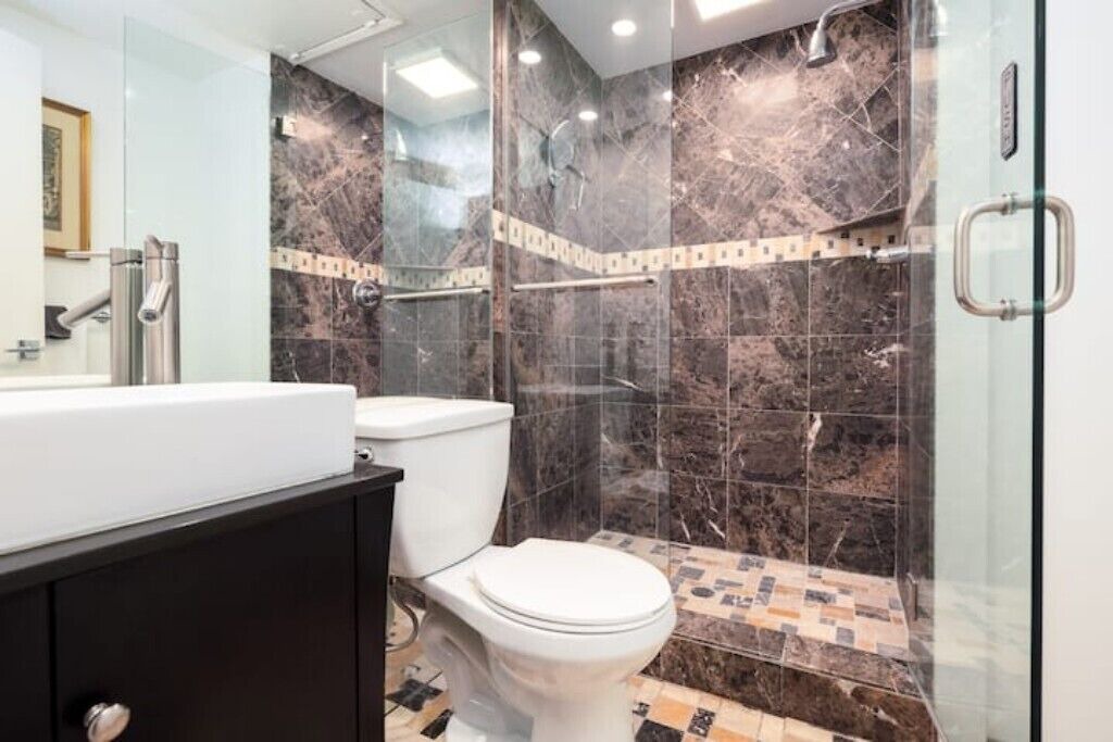 Photo of Bathroom in Sunrise Villas