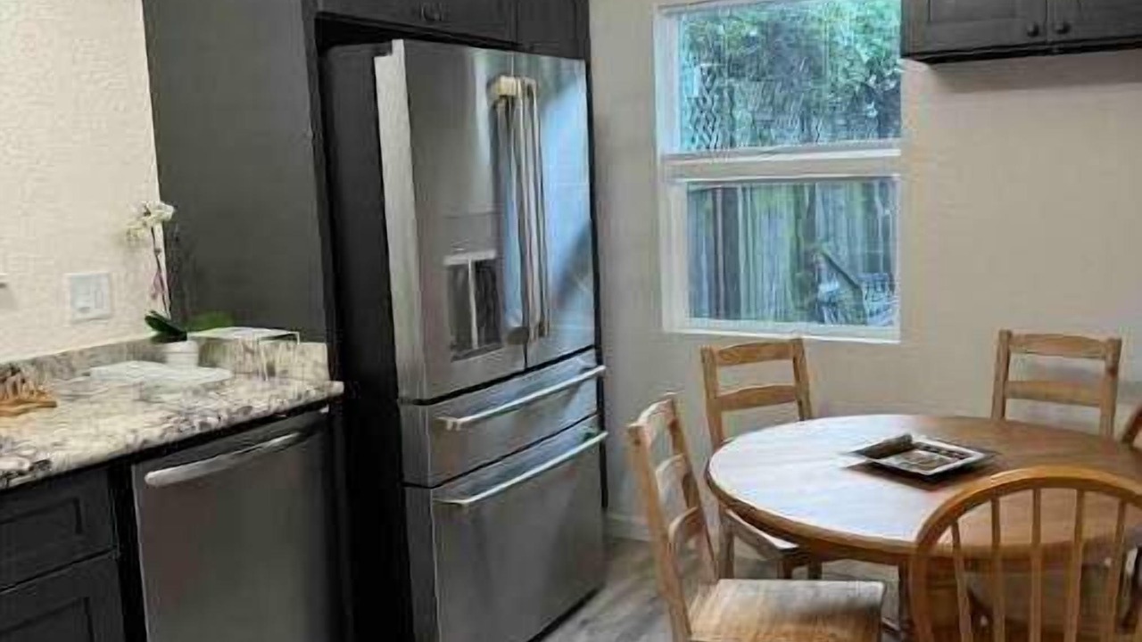 Photo of Kitchen in West Oakland
