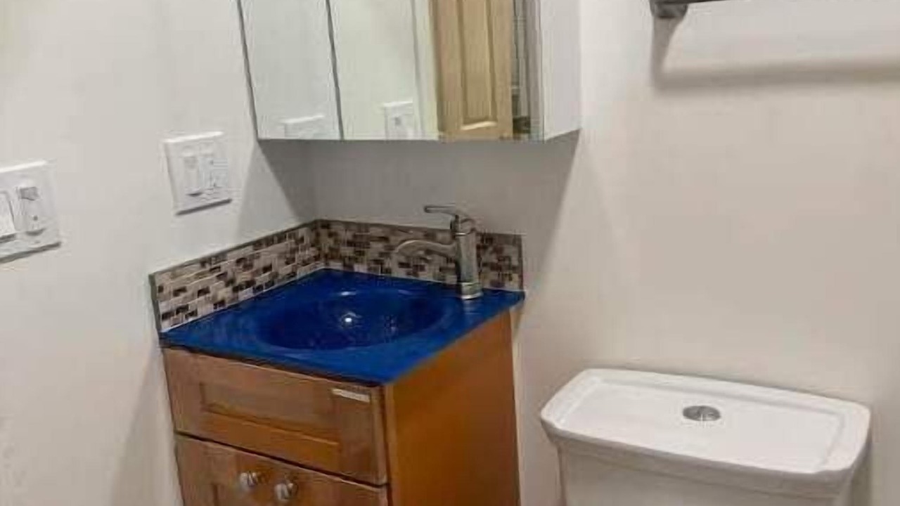 Photo of Bathroom in West Oakland