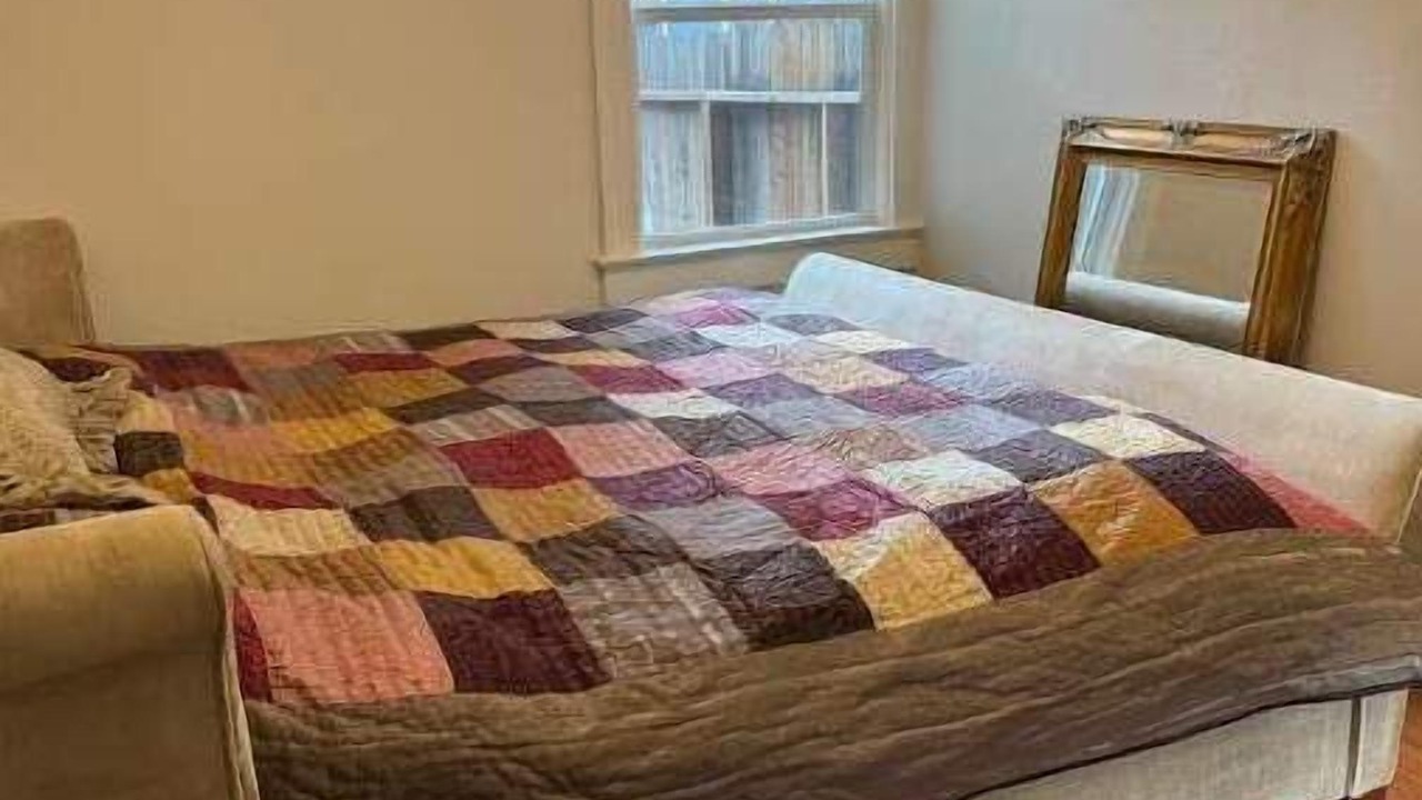Photo of Bedroom in West Oakland