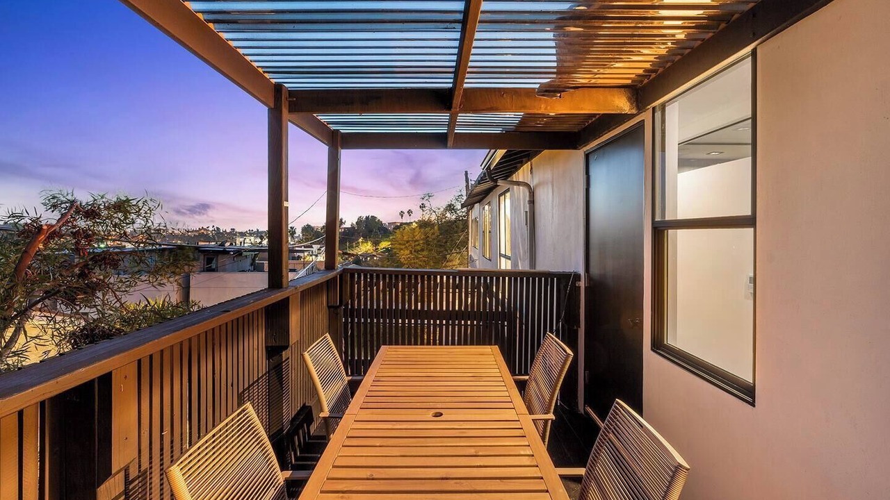 Photo of Outdoor in Elysian Heights