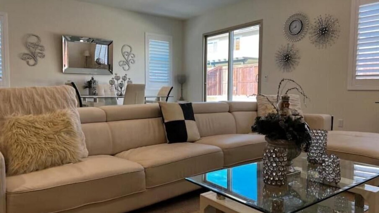 Photo of Livingroom in Sun City