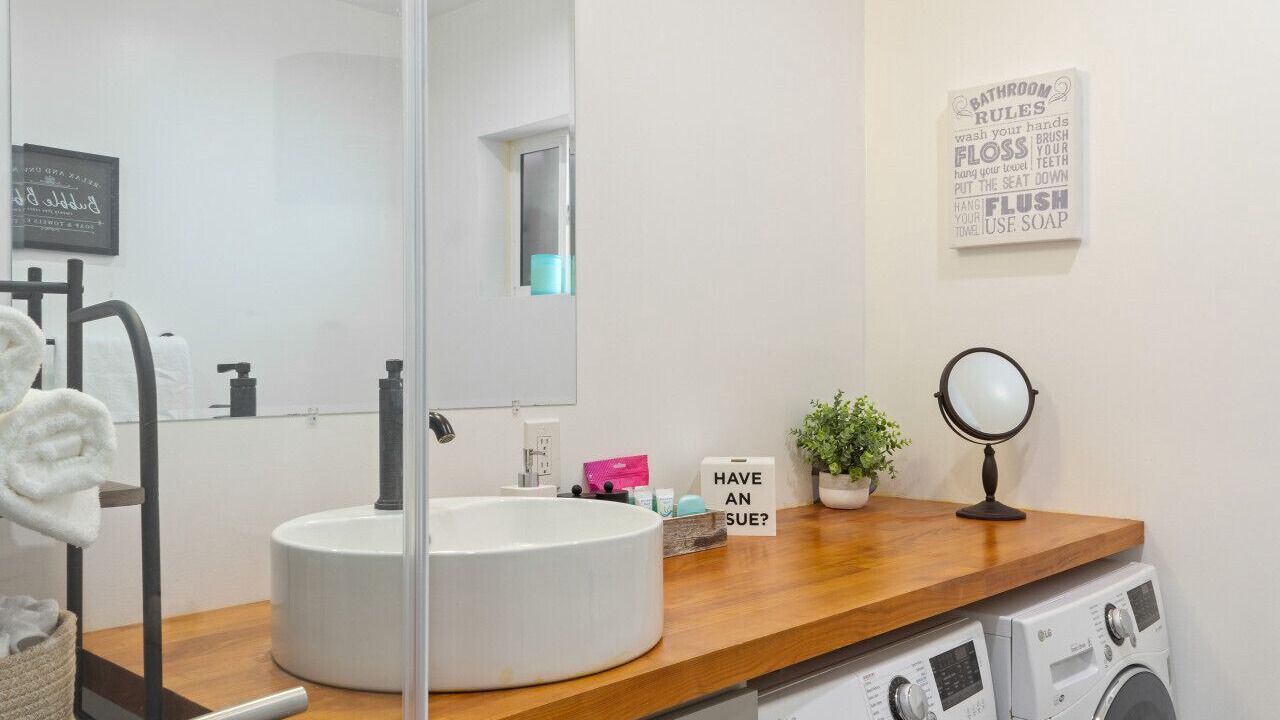 Photo of Bathroom in Canyon Country