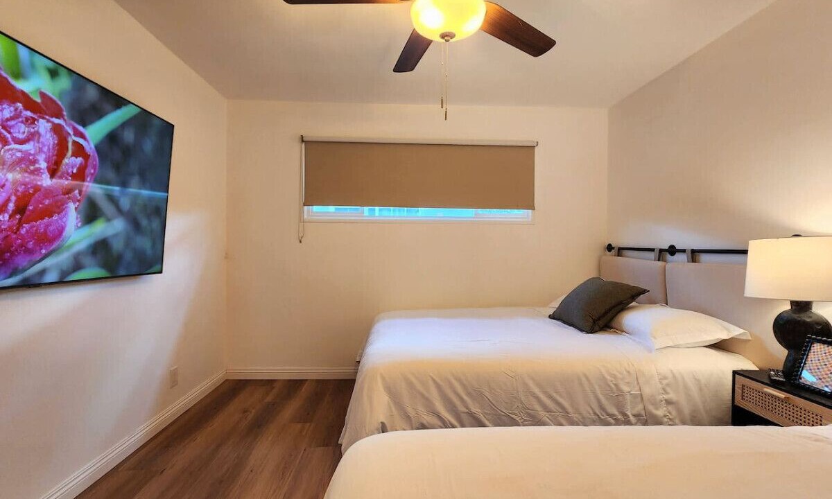 Photo of Bedroom in Sherwood Forest and Thistle Development