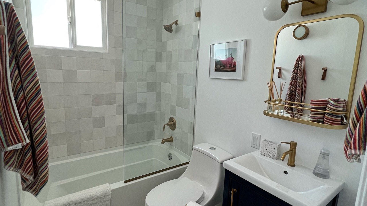 Photo of Bathroom in Hollywood Beach